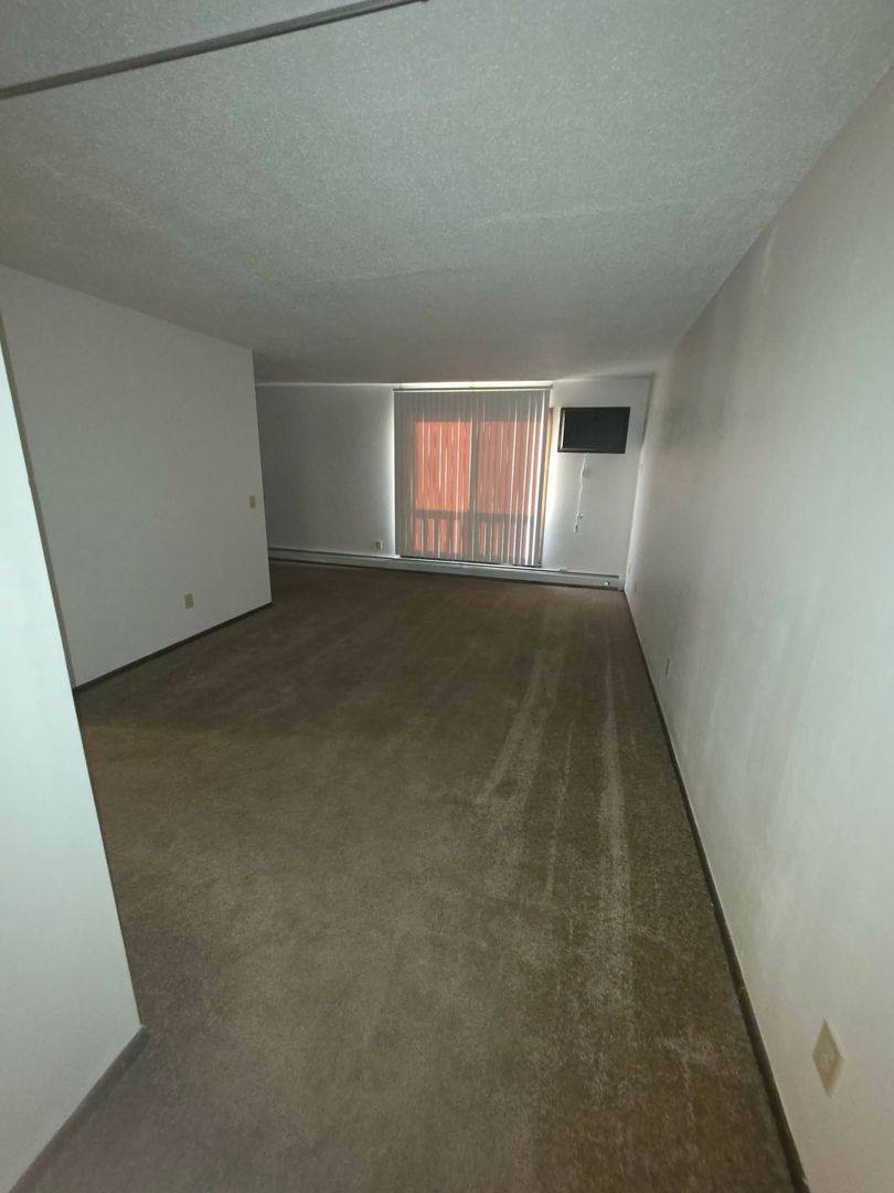 Apartment for rent at 1300 W Bailey St, Sioux Falls, SD 57104