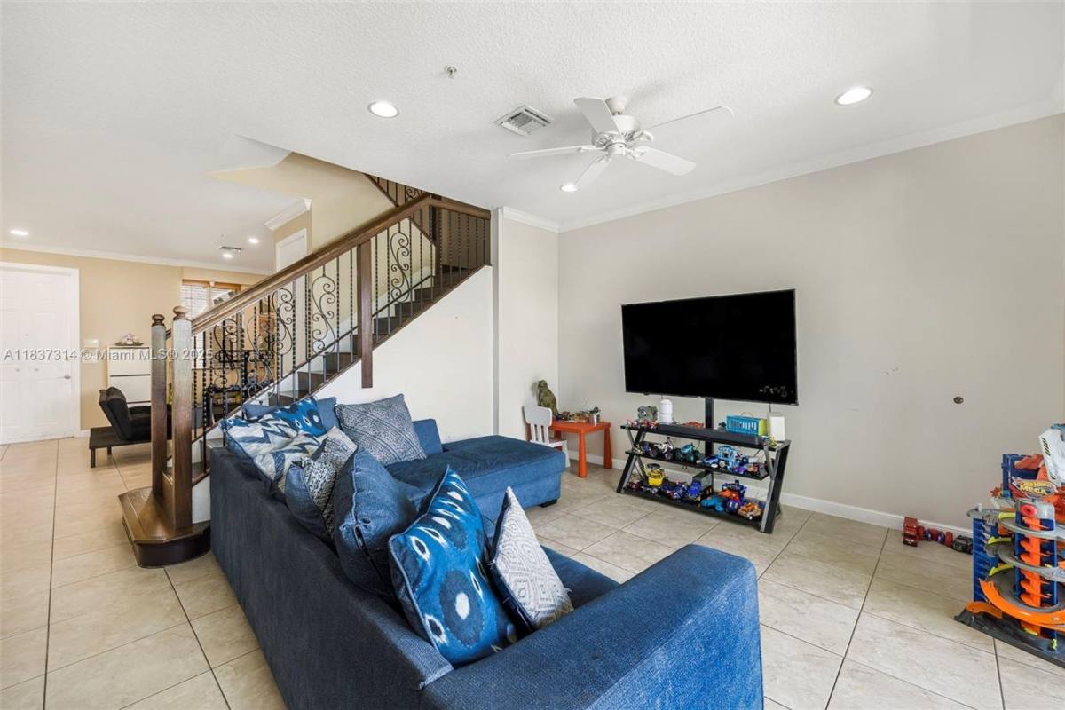 Condo for rent at 3055 NW 126th Ave, Fort Lauderdale, FL 33323