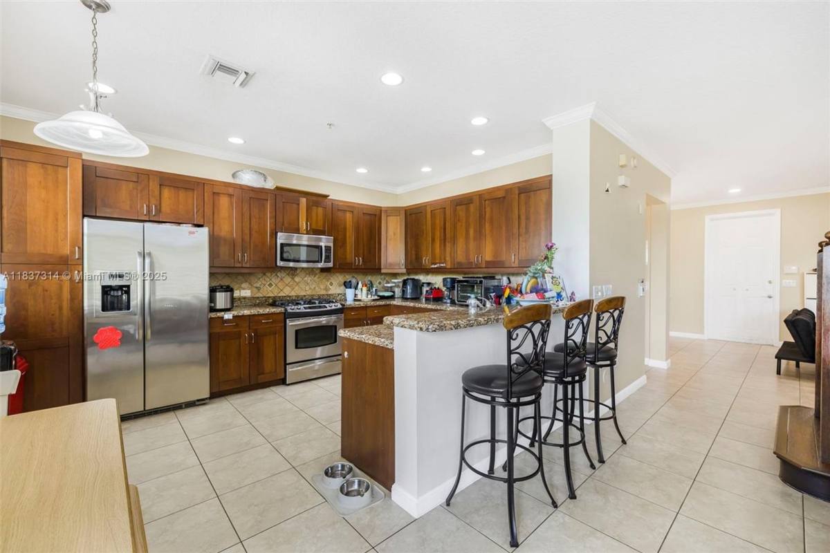 Condo for rent at 3055 NW 126th Ave, Fort Lauderdale, FL 33323