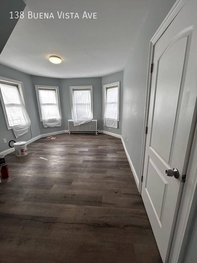 Apartment for rent at 138 Buena Vista Ave, Yonkers, NY 10701