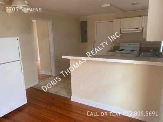 Apartment for rent at 2705 Stevens, Savannah, GA 31405