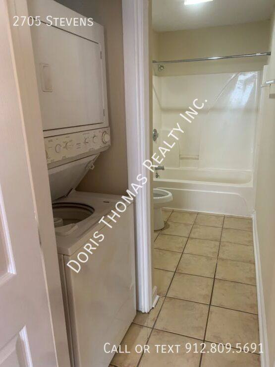 Apartment for rent at 2705 Stevens, Savannah, GA 31405