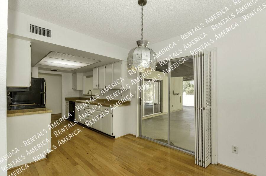 Townhouse for rent at 6974 E Rivercrest Rd, Tucson, AZ 85750