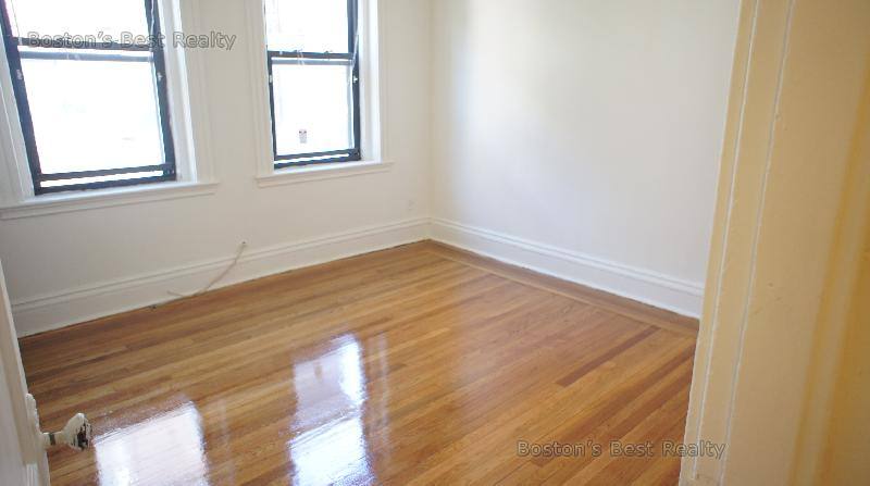 House for rent at 27 Saint Lukes Rd #5, Allston, MA 02134