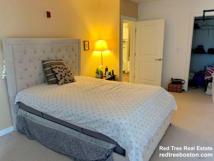 Apartment for rent at 16 Miner St #303, Boston, MA 02115