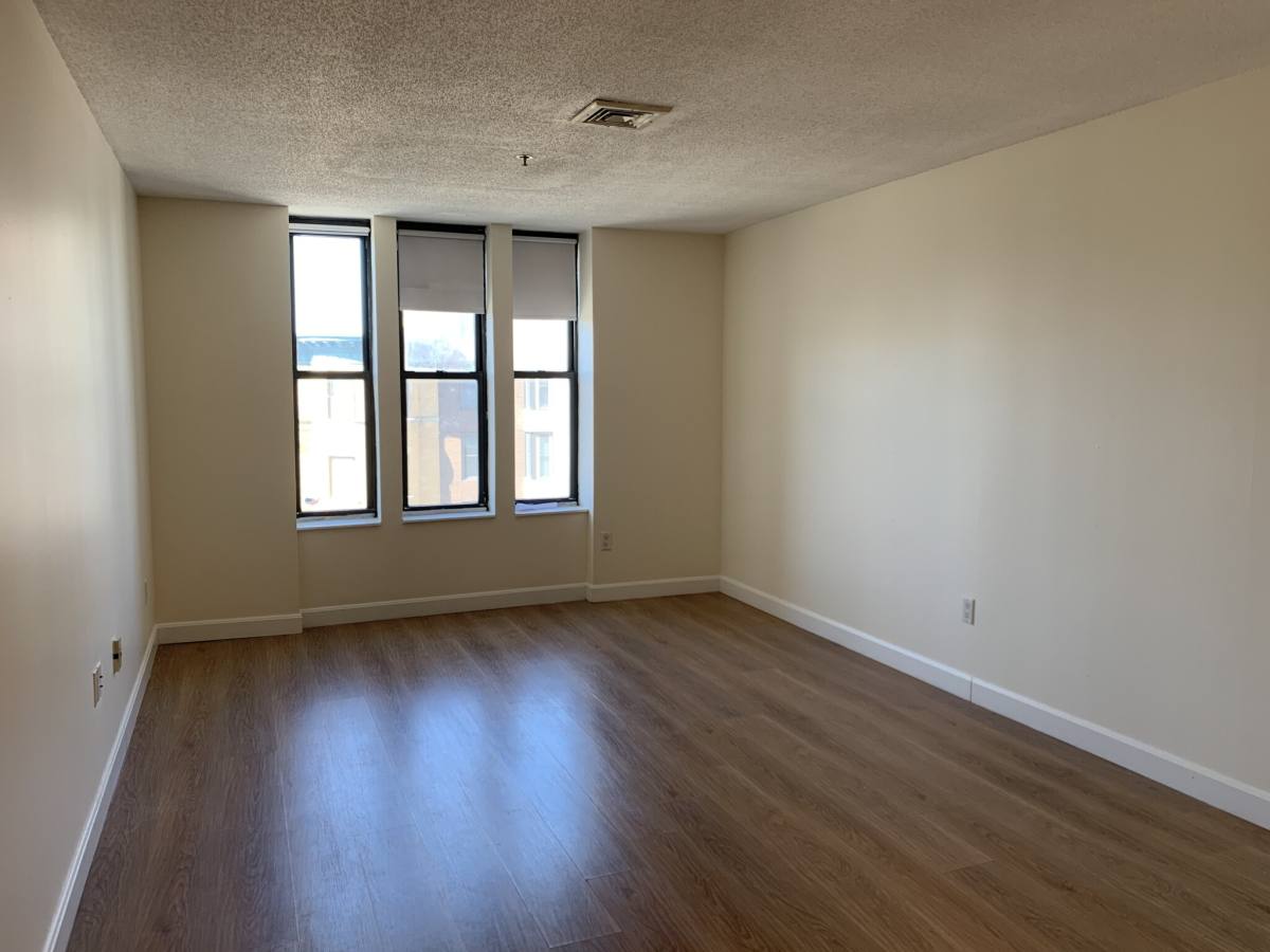 Apartment for rent at 1126 Boylston St #402, Boston, MA 02115