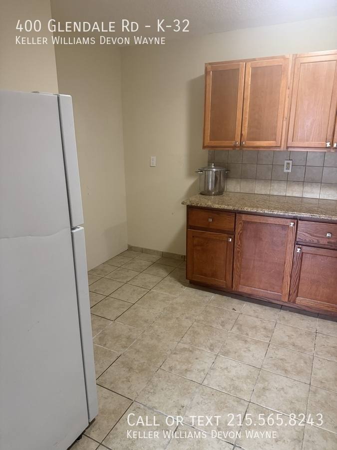 Apartment for rent at 400 Glendale Rd #K-32, Havertown, PA 19083