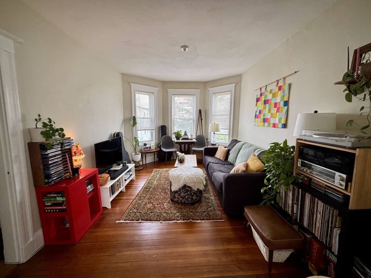 House for rent at 100 Conwell Ave #2, Somerville, MA 02144