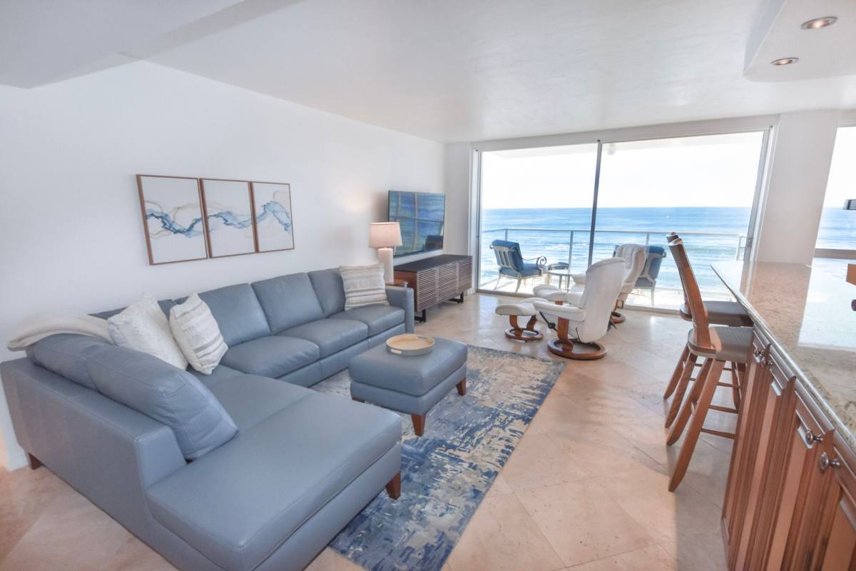 Apartment for rent at 1830 Avenida Del Mundo, Coronado, CA 92118