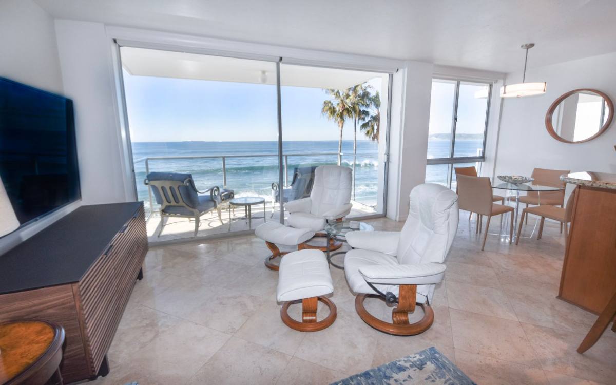 Apartment for rent at 1830 Avenida Del Mundo, Coronado, CA 92118
