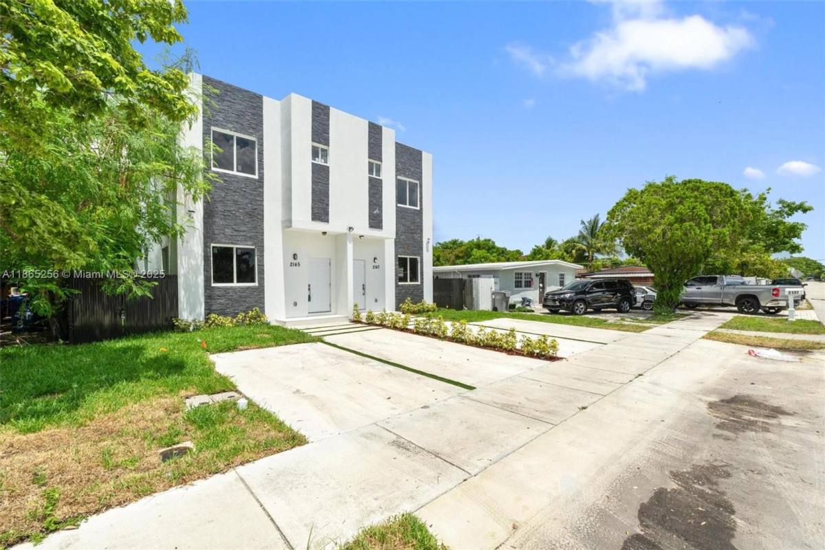 House for rent at 2143 NW Fourth St, Pompano Beach, FL 33069