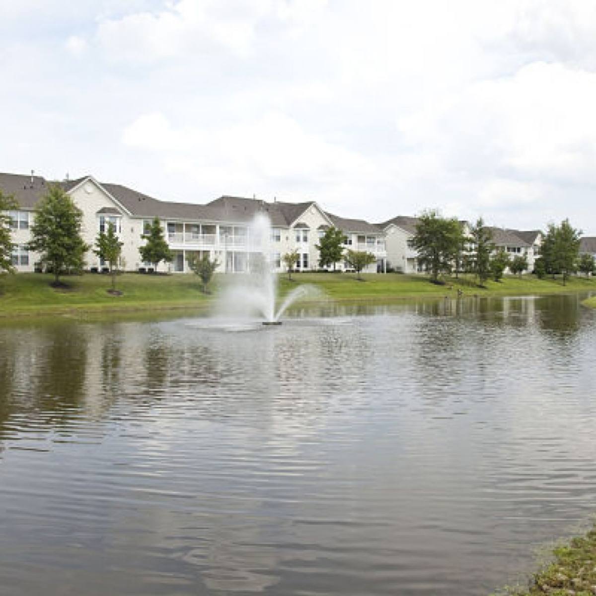 Apartment for rent at 100 Westbrook Dr, Swedesboro, NJ 08085