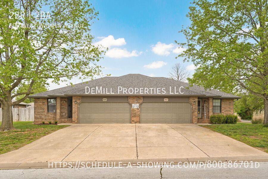 House for rent at 509 W Warren Ave, Ozark, MO 65721