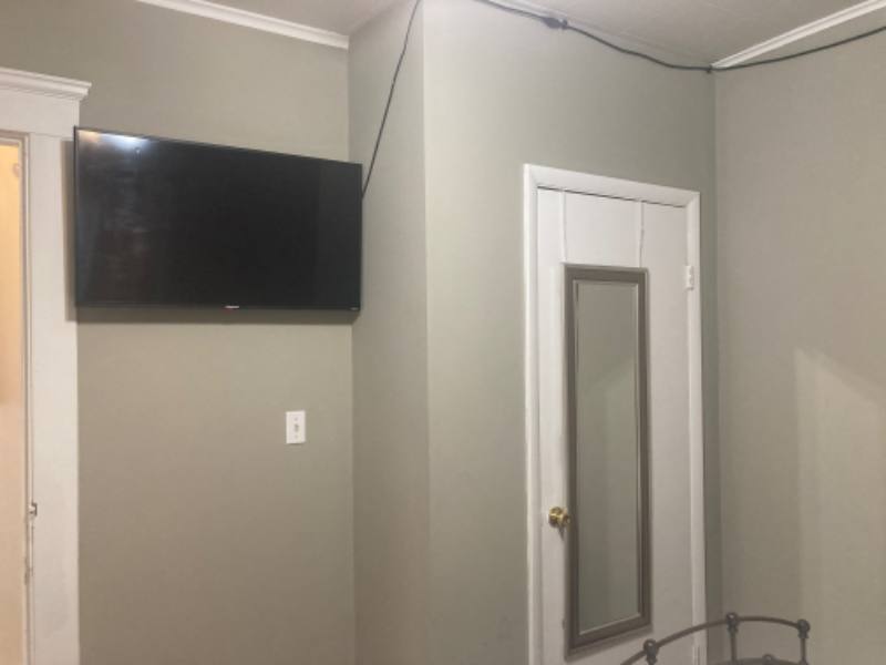 Apartment for rent at 1887 State St, Hamden, CT 06517