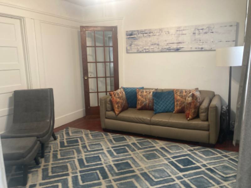 Apartment for rent at 1887 State St, Hamden, CT 06517