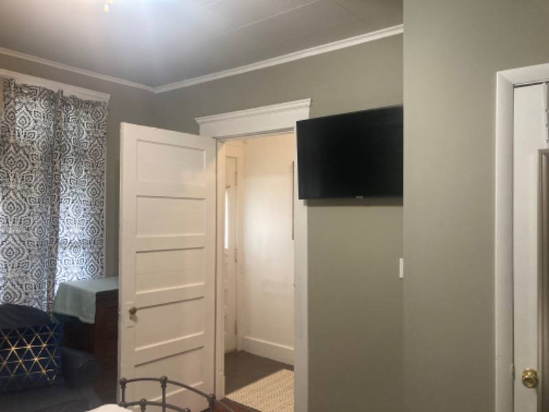 Apartment for rent at 1887 State St, Hamden, CT 06517