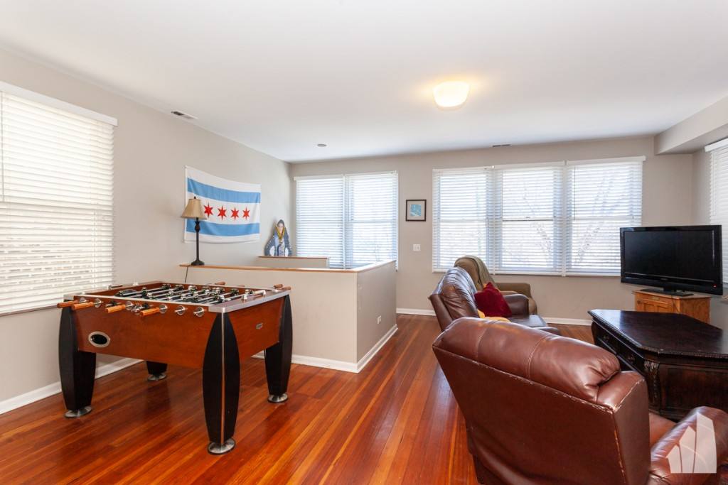 Apartment for rent at 2440 N Ashland Ave #2, Chicago, IL 60614
