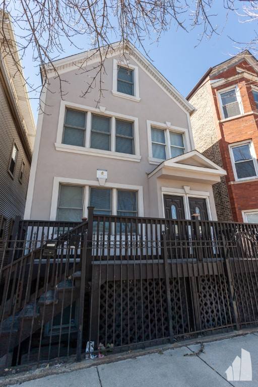 Apartment for rent at 2440 N Ashland Ave #2, Chicago, IL 60614