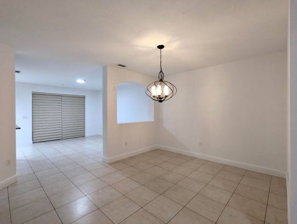 Townhouse for rent at 10781 NW 81st Lane, Miami, FL 33178