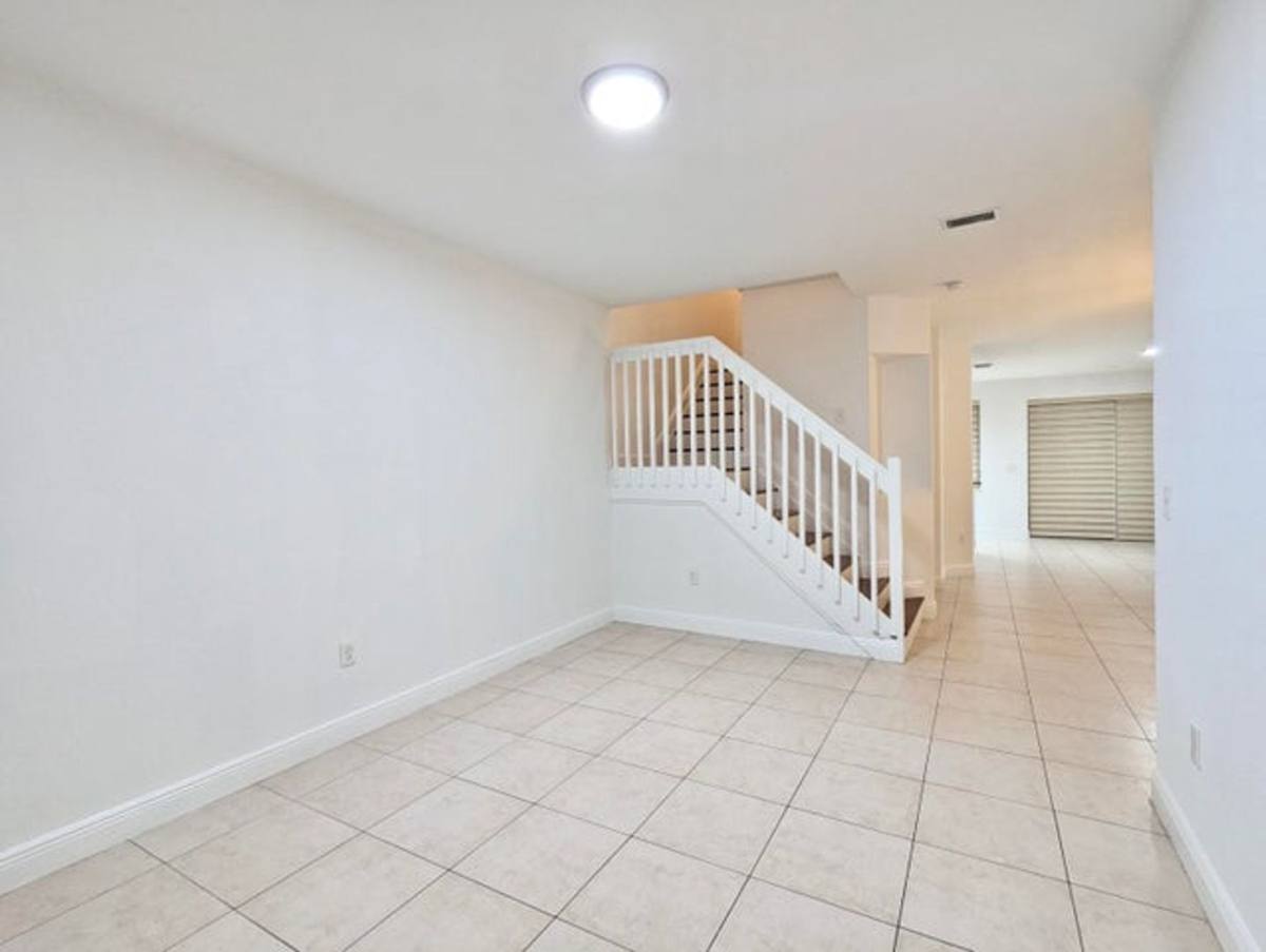 Townhouse for rent at 10781 NW 81st Lane, Miami, FL 33178