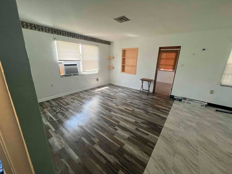 House for rent at 1154 Harbor Dr N, Fort Myers Florida, Floor, North Fort Myers, FL 33917
