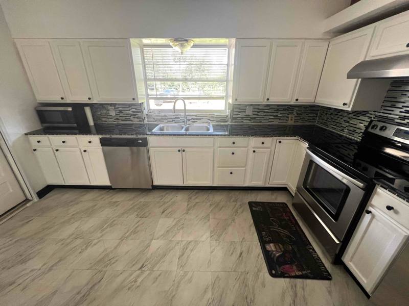 House for rent at 1154 Harbor Dr N, Fort Myers Florida, Floor, North Fort Myers, FL 33917