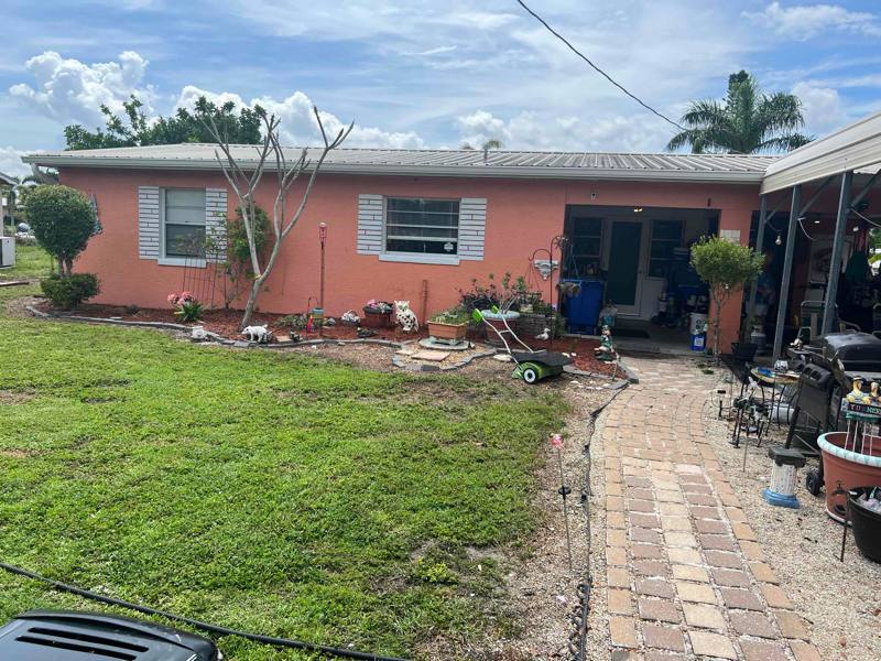 House for rent at 1154 Harbor Dr N, Fort Myers Florida, Floor, North Fort Myers, FL 33917