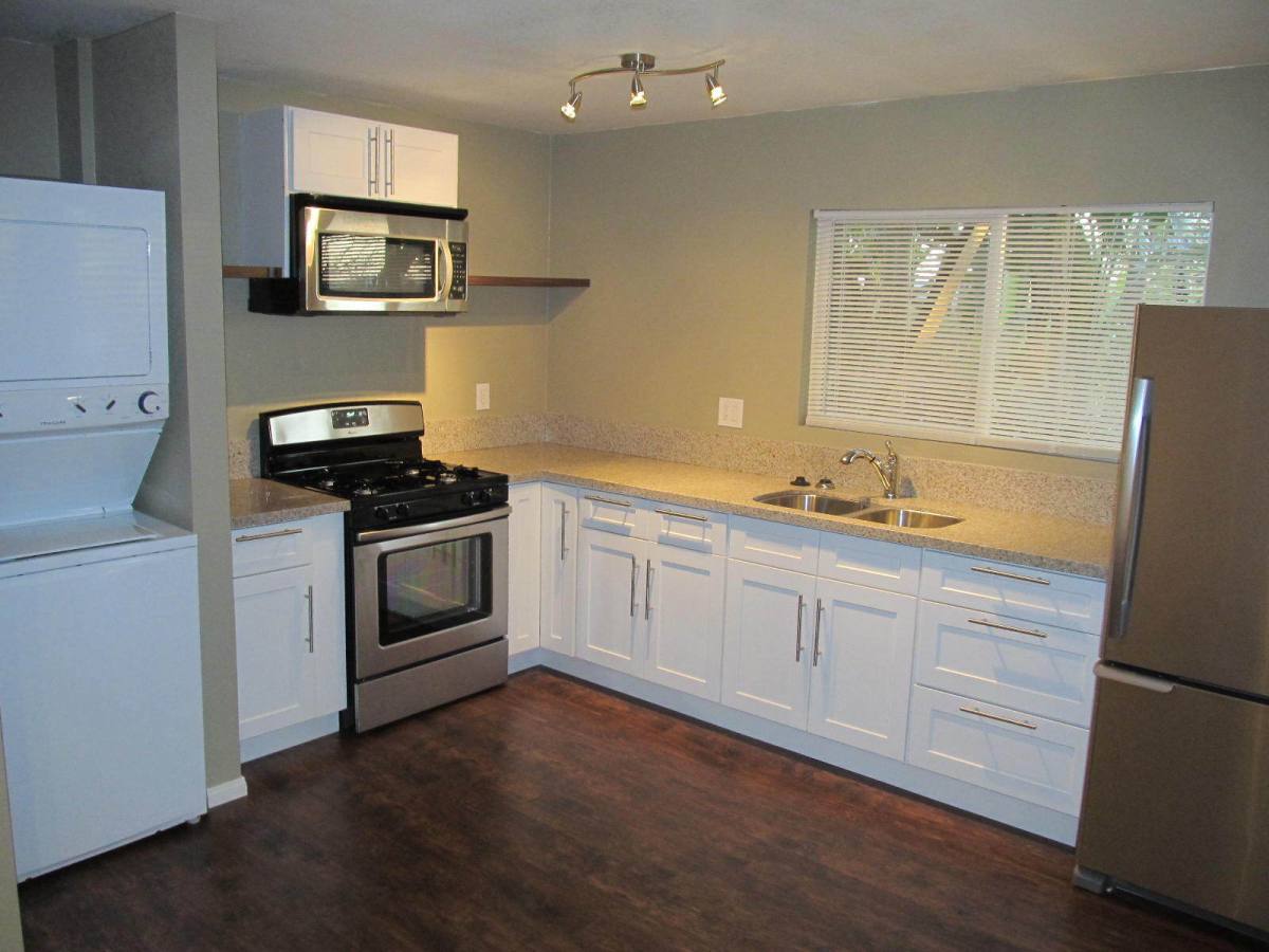 Apartment for rent at 411 Idaho Ave #C, Escondido, CA 92025