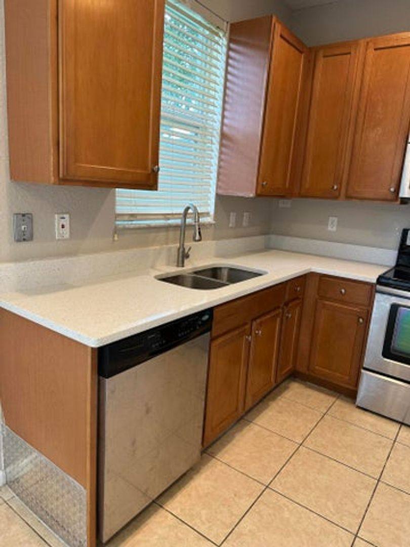 House for rent at 5012 Starblaze Dr, Lake Worth, FL 33463
