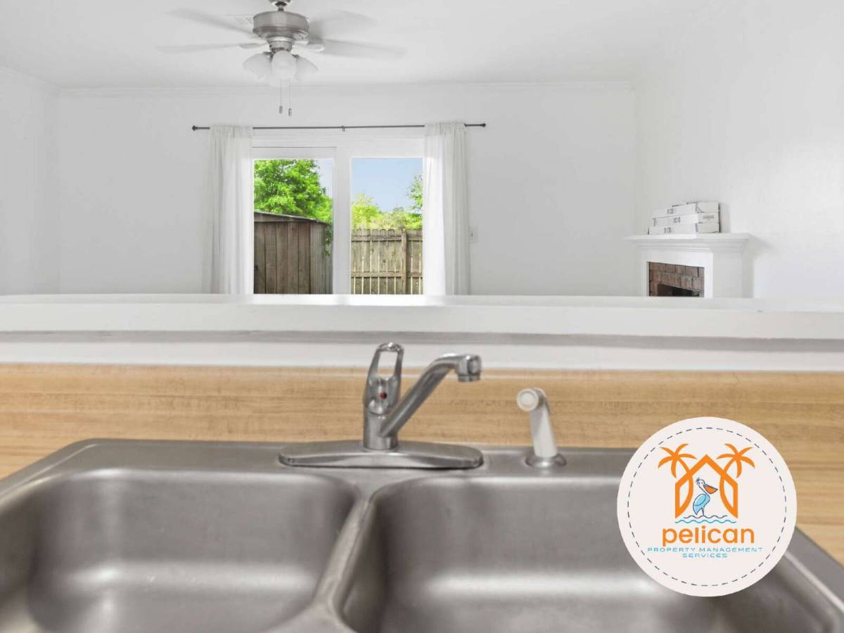 Townhouse for rent at 3081 Belle Meade Dr #D, Pensacola, FL 32503