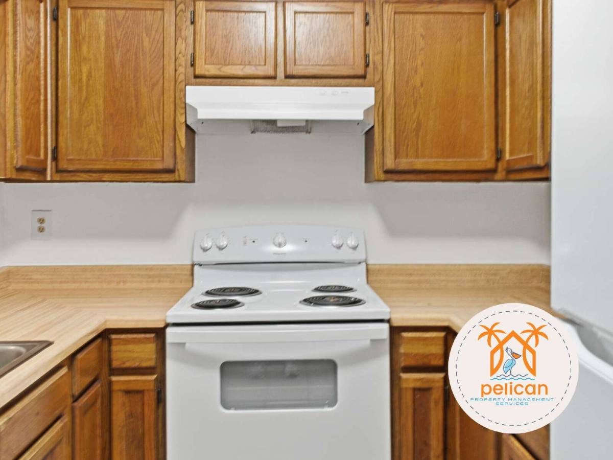 Townhouse for rent at 3081 Belle Meade Dr #D, Pensacola, FL 32503