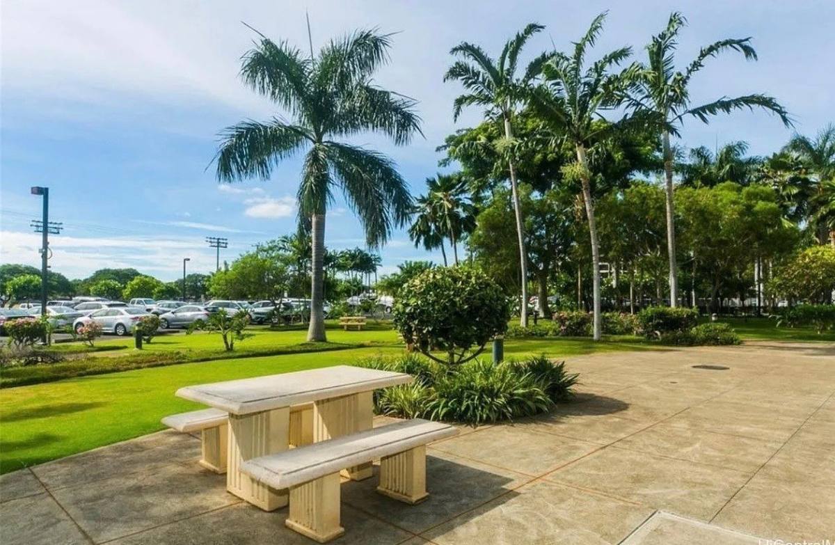 Apartment for rent at 94-302 Paiwa St #114, Waipahu, HI 96797