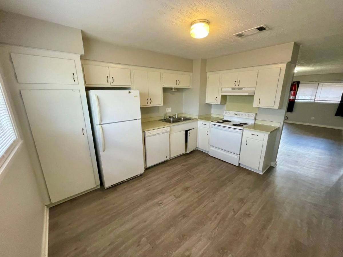 Apartment for rent at 200 Lonnie T Jenkins Dr, Pearl, MS 39208