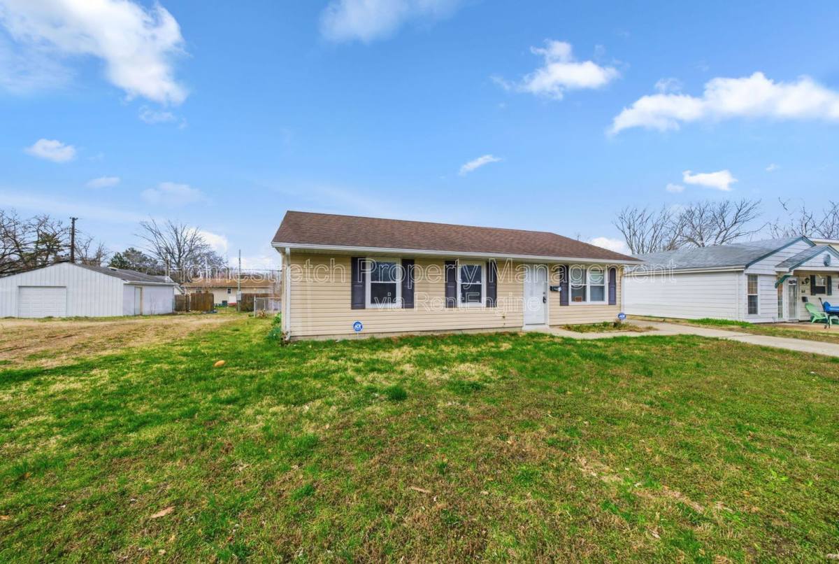 House for rent at 850 St Bartholomew Dr, East Saint Louis, IL 62206