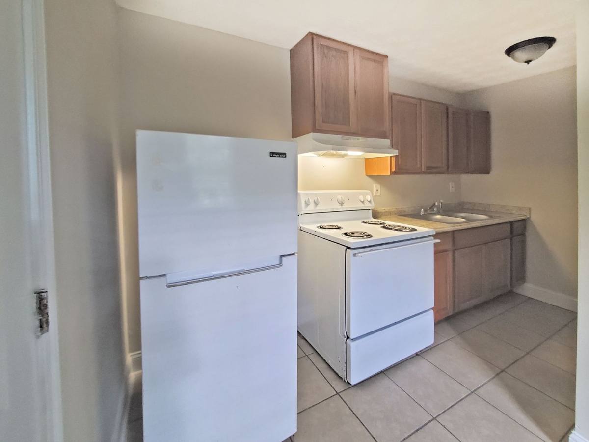 Apartment for rent at 101 Sunset Ave NW #7, Atlanta, GA 30314