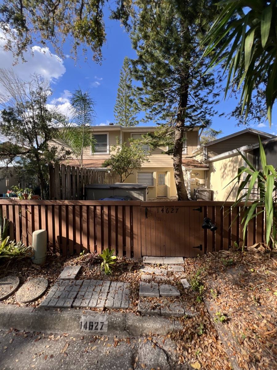 Townhouse for rent at 14627 Pine Glen Circle, Lutz, FL 33559