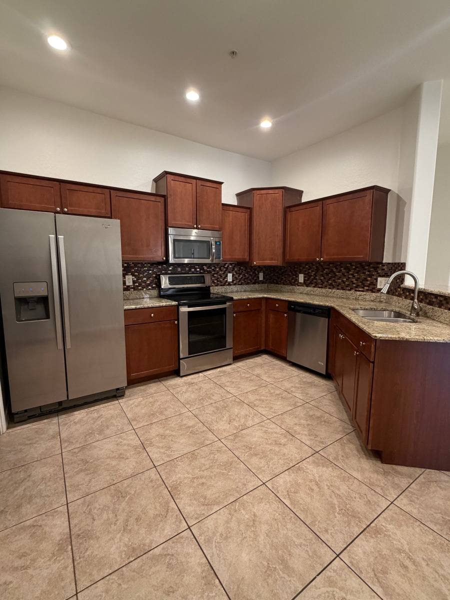 Condo for rent at 14575 W Mountain View Blvd #10212, Surprise, AZ 85374