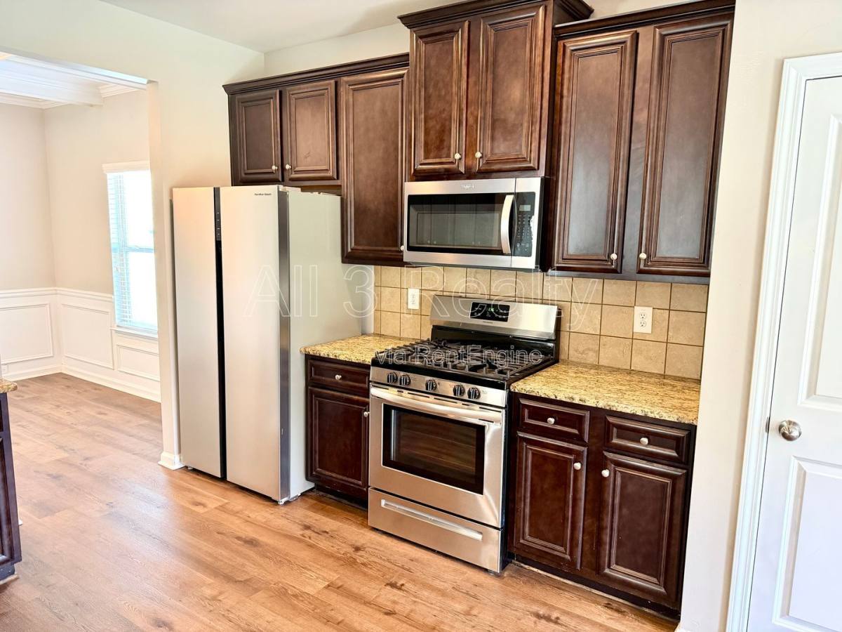 House for rent at 7766 Flyaway Rd, Fairburn, GA 30213