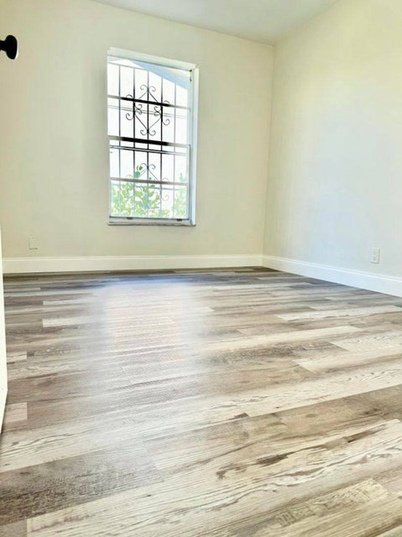 House for rent at 1146 W 24th St, West Palm Beach, FL 33404
