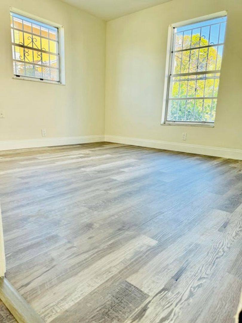 House for rent at 1146 W 24th St, West Palm Beach, FL 33404