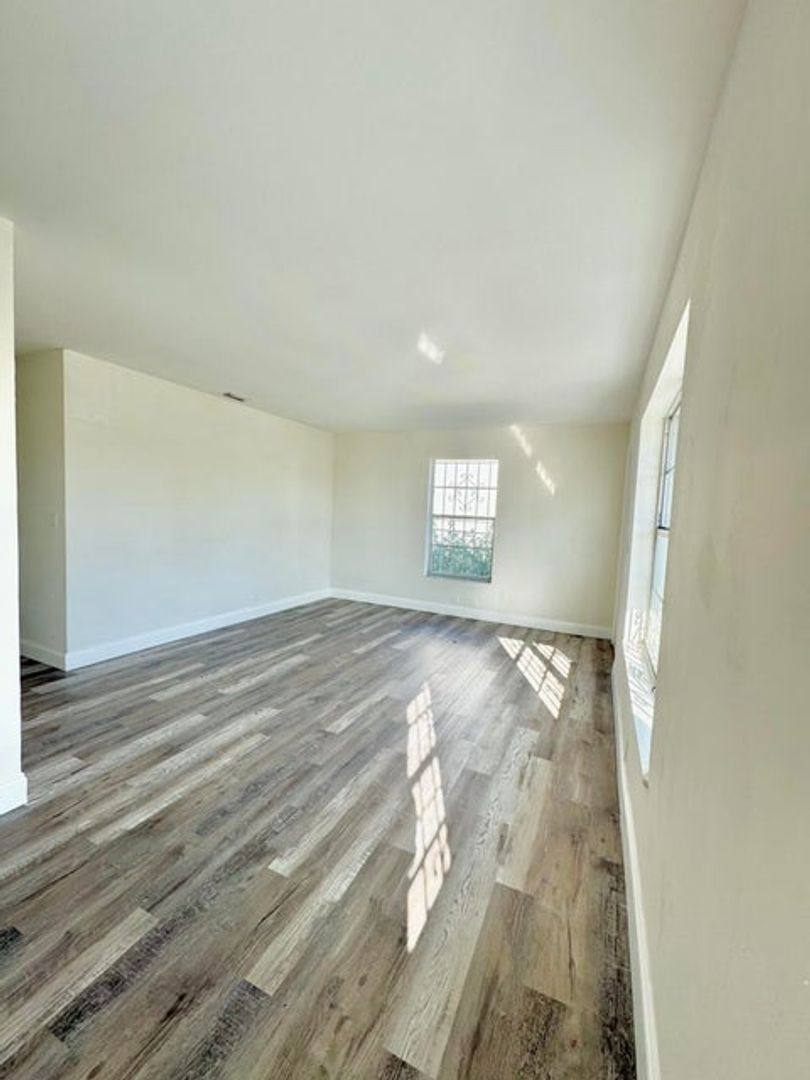 House for rent at 1146 W 24th St, West Palm Beach, FL 33404