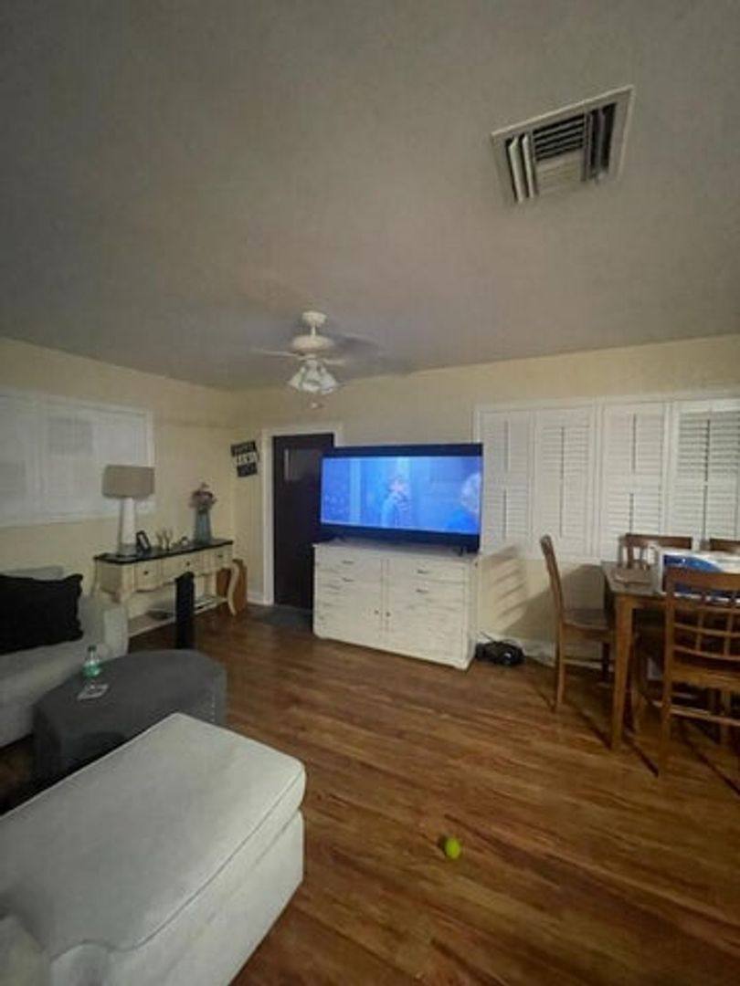 House for rent at 1036 S 14th St, Lake Worth, FL 33462
