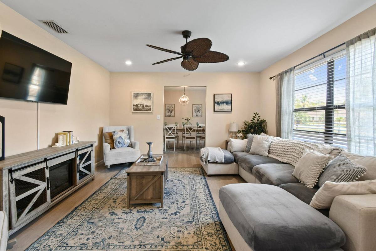 House for rent at 15739 N 75th Way, Palm Beach Gardens, FL 33418