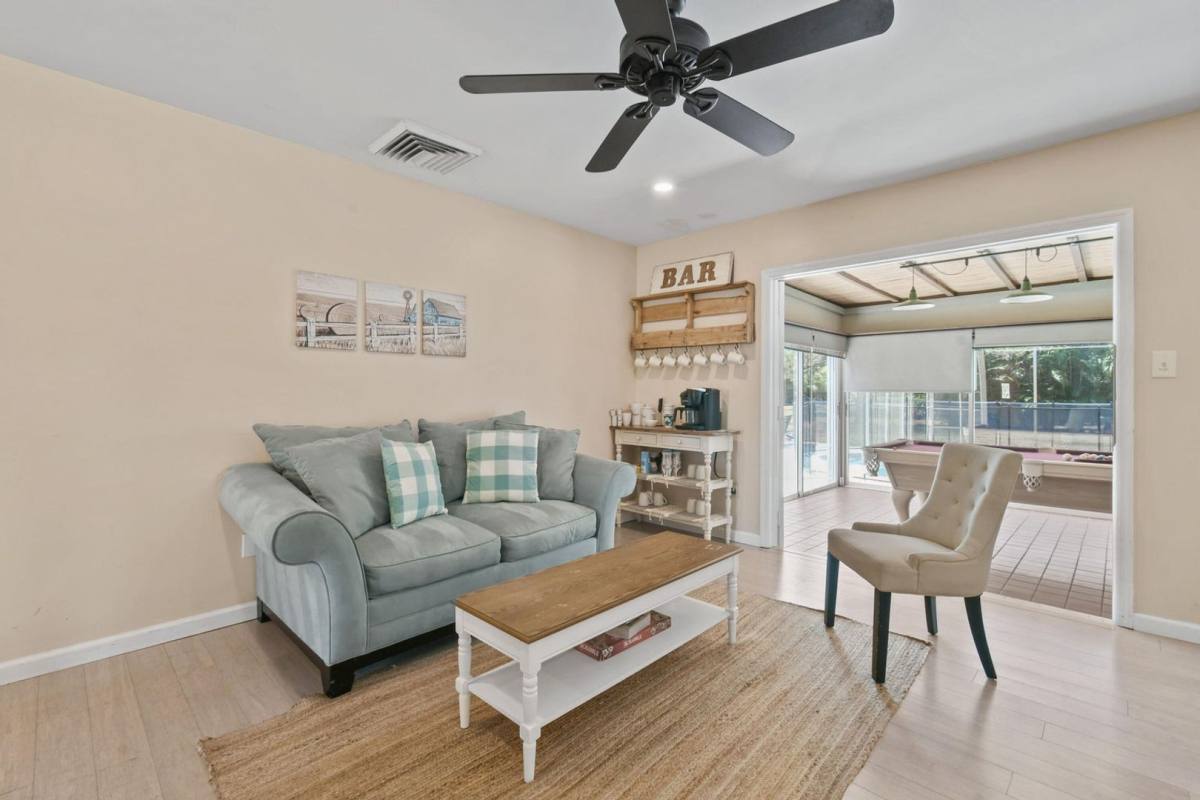 House for rent at 15739 N 75th Way, Palm Beach Gardens, FL 33418