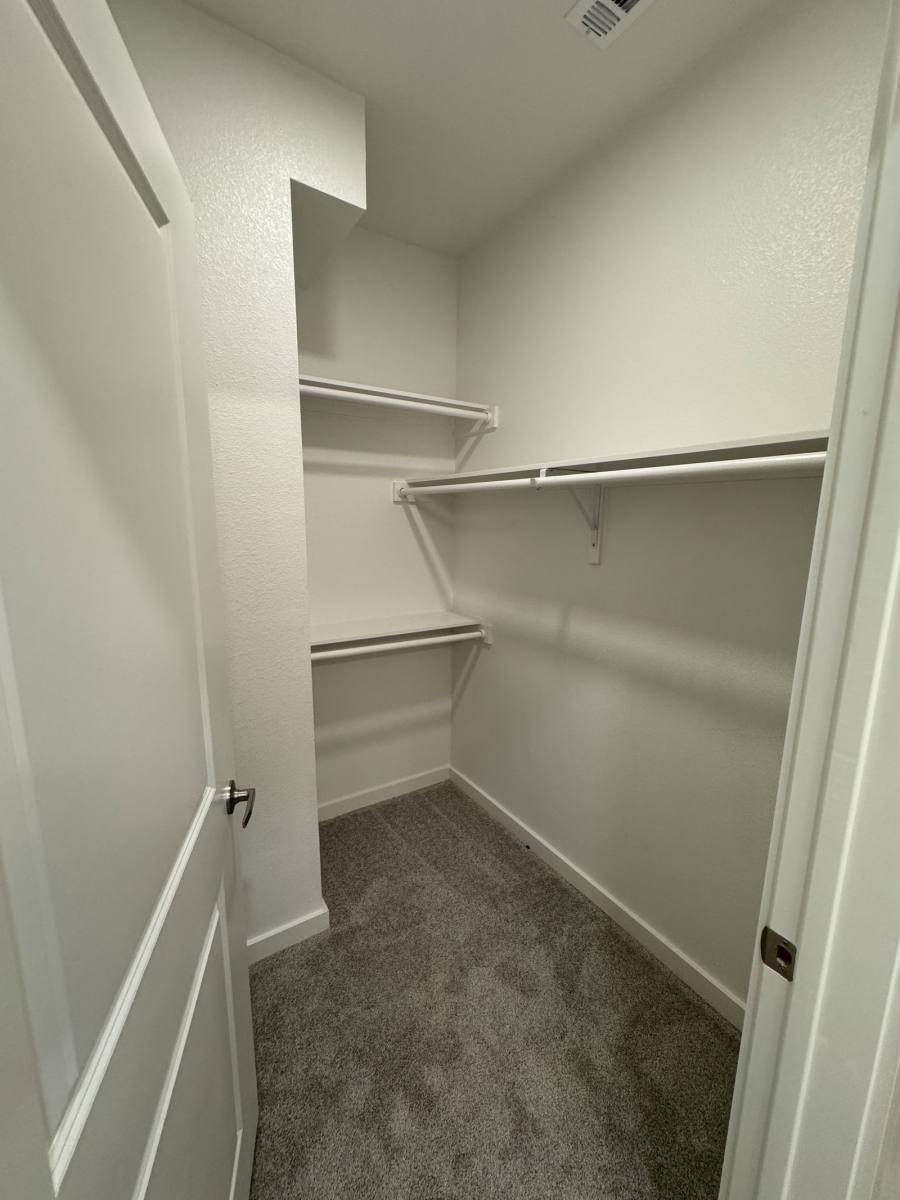 Apartment for rent at 12050 Planeta Dr #1101, Burleson, TX 76028