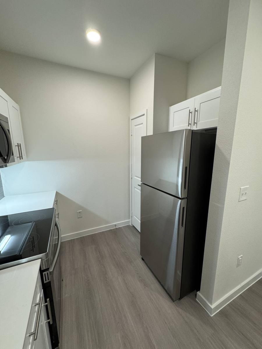 Apartment for rent at 12050 Planeta Dr #1101, Burleson, TX 76028