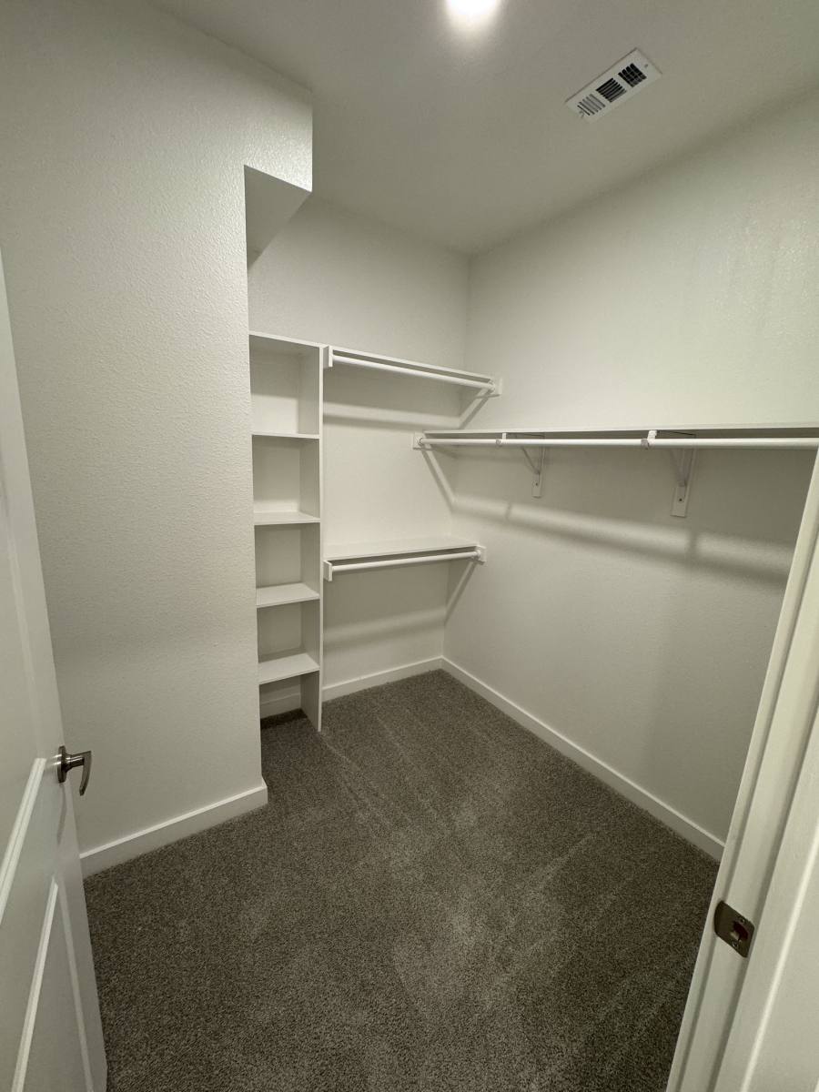 Apartment for rent at 940 Weis Blvd #9101, Burleson, TX 76028