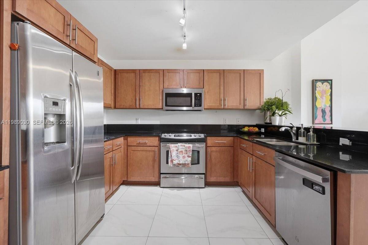 Townhouse for rent at 8390 SW 72nd Ave, Miami, FL 33143