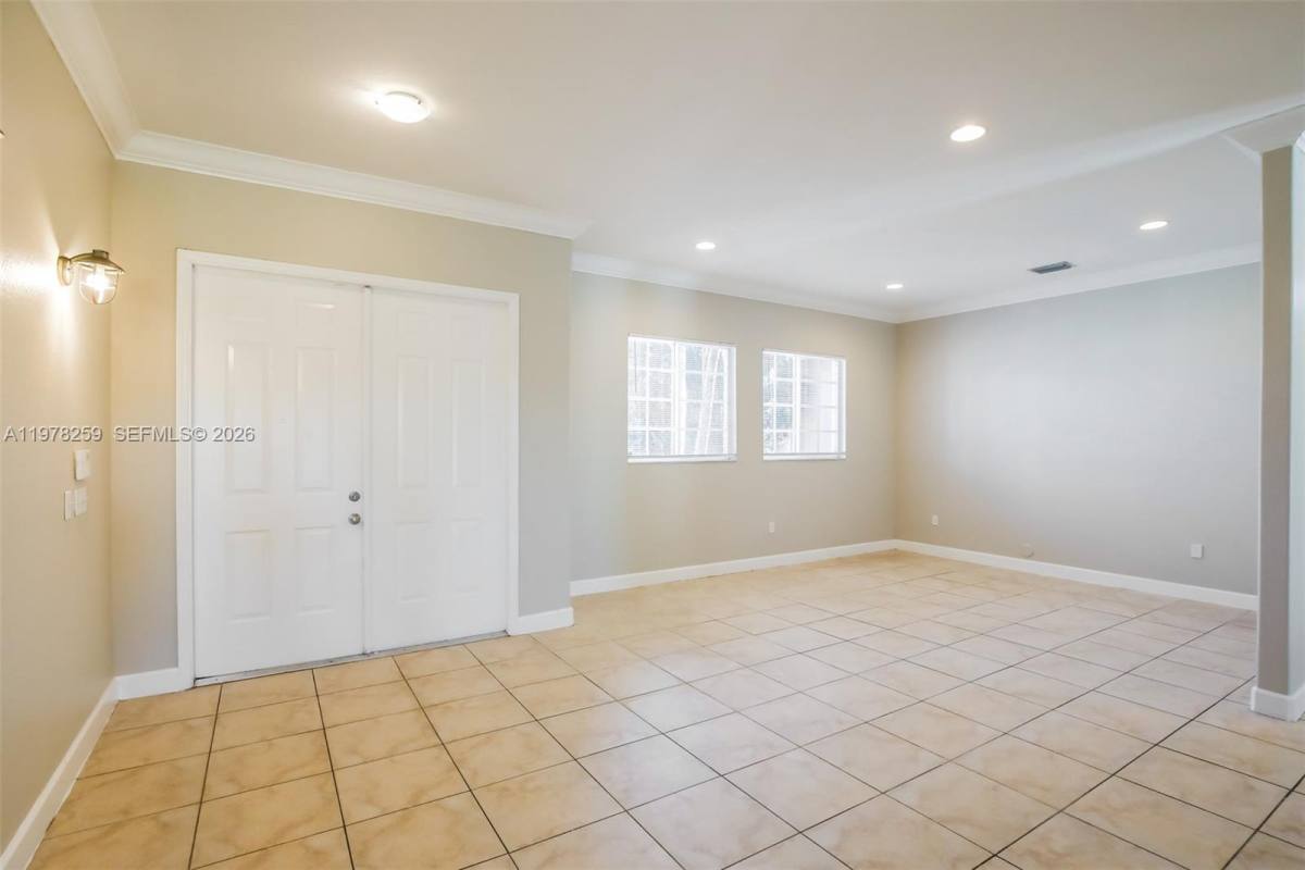 House for rent at 18686 SW 132nd Ave #O, Miami, FL 33177