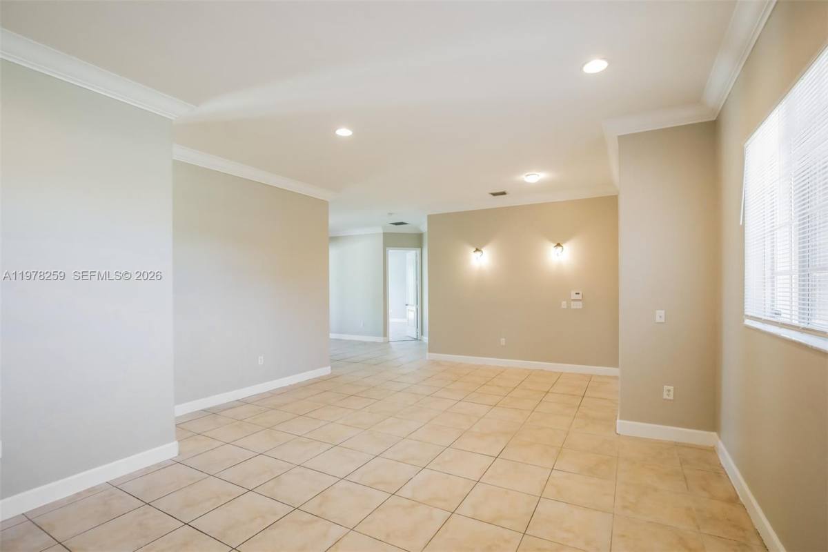 House for rent at 18686 SW 132nd Ave #O, Miami, FL 33177